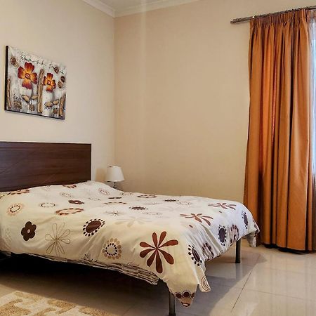 Riviera Holiday Apartments - Seafront - Wifi Marsaskala Exterior foto